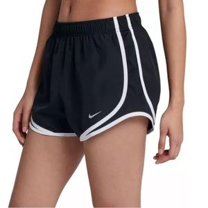 🆕 Nike Women's Tempo Dry Core 3" Running Shorts